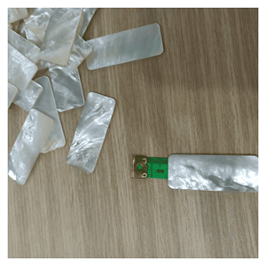 Nacre de forme originale, fabriquée à partir de coquillages de première qualité pour les accents de meubles, les composants de bijoux et les détails décoratifs, fabriquée au Vietnam. - Product Image 4