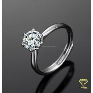 Bague de mariage élégante en argent sterling 925 avec diamant moissanite et pierre centrale carrée pour les acheteurs de bijoux en gros - Product Image 4