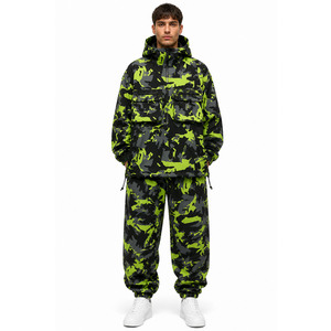 Veste coupe-vent en nylon enduit de TPU légère et imperméable avec logo personnalisé pour hommes, faible MOQ, en polyester, pour l'extérieur aux États-Unis - Product Image 1