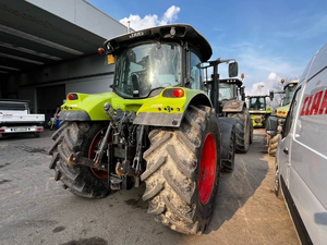 Tracteur agricole Claas Arion 650 - Product Image 5
