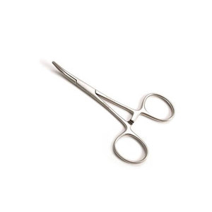 คีมหนีบหลอดเลือด Rankin Crile Hemostat แบบโค้ง 5.5"–6.25" แบบล็อค ผลิตจากเหล็กกล้าไร้สนิมคุณภาพสูง สำหรับผ่าตัด ผลิตในประเทศปากีสถาน - Product Image 1