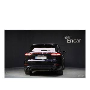 Porsche Cayenne 4.0 Turbo 2023, conduite à gauche, sièges en cuir, caméra arrière, 107 759 km - Product Image 4