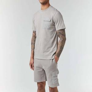 Conjunto de Pantalones Cortos de Dos Piezas para Hombre, Casual, Verano, Transpirable, Secado Rápido, Tejido de Punto, Color Sólido, Logotipo Personalizado, Tallas Grandes, Poliéster/Algodón - Product Image 3