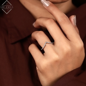 Elegante Anillo de Oro Sólido de 14K con Diamantes Cultivados en Laboratorio, Diseño Curvo, Bañado en Rodio, Minimalista, Apilable, para Mujer, Aniversario - Product Image 4