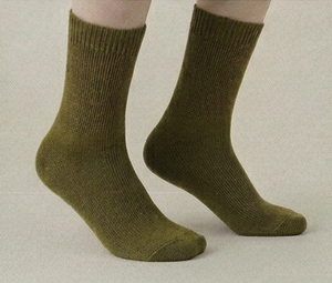 Crew <b>Socks</b> For <b>Women</b> Olive Green Solid Color Knitted Breathable Daily Wear Autumn Standard Length - Product Image 2