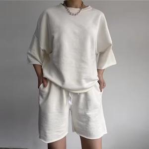 Conjunto de Dos Piezas de Camiseta y Pantalones Cortos para Mujer, Ropa de Verano 2026, Conjuntos Personalizados de Camiseta y Shorts para Damas, Venta al Por Mayor - Product Image 5