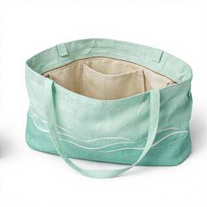 Sac fourre-tout en toile rayé personnalisé avec logo COTTON FIELD, grand format, écologique, réutilisable, imprimé sur mesure pour la gym et les femmes - Product Image 3