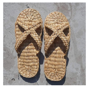 Chaussons en jacinthe d'eau du Vietnam faits à la main, écologiques et naturels, pour la maison, la chambre d'hôtes et les spas, exportation - Product Image 1