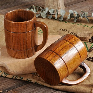 Lot de Chopes à Bière Rustiques en Bois Sculptées à la Main, Durables, 350 ml - Product Image 1