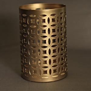 Juego de 3 Portavelas Votivas de Metal Negro con Interior Dorado y Diseño de Puntos - Product Image 5