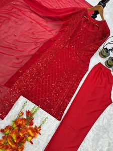 Conjunto de Kurti y Pantalón de Seda Amarilla con Diseño de Cuello Elegante, Largo hasta la Rodilla, con Dupatta, Especial para Karva Chauth/Bodas/Fiestas, para Mujer - Product Image 6