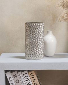 Jarrón de Metal Hecho a Mano Moderno para Mesa, 31x16 cm, Soporte Contemporáneo para Arreglos Florales, para Diseñadores de Interiores y Arquitectos - Product Image 1