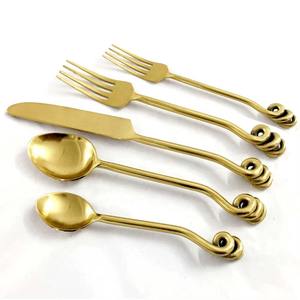 Juego de Cubiertos de acero inoxidable pulido dorado de primera calidad en diseño hecho a mano perfecto para comedor elegante cocina hogar Hotel cubiertos - Product Image 1