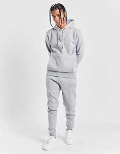 Ensemble de survêtement sport à capuche coupe classique avec veste zippée et pantalon de jogging, conçu pour le confort et un style tendance - Product Image 6