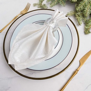 ที่ใส่ผ้าเช็ดปากคริสตัลแบบไดคัท ของตกแต่งโต๊ะหรูหรา สำหรับงานเลี้ยงอาหารค่ำ งานแต่งงาน โรงแรม งานจัดเลี้ยง จำหน่ายจำนวนมาก - Product Image 3