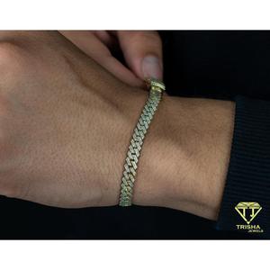 กำไลข้อมือคิวบันโมอิสซาไนต์สีเหลืองทองพรีเมียม ประดับด้วยพลอย VVS ฝังด้วยมือ ดีไซน์หรูหราสำหรับใส่ทุกวัน - Product Image 1