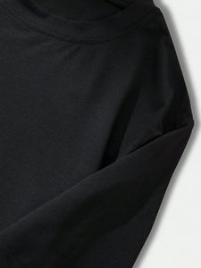 Camisetas Oversize de Corte Cuadrado para Hombre con Bajo sin Rematar, Logotipo Personalizado Impreso, Estilo Hip Hop Desgastado Vintage, 100% Algodón Peinado con Letras - Product Image 6