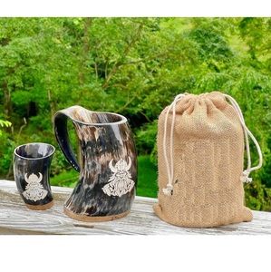 Jarra Decorativa con Forma de Cuerno Vikingo para Beber Cerveza, Jarra Rústica para Bar y Decoración del Hogar, Disponible al Mejor Precio - Product Image 1