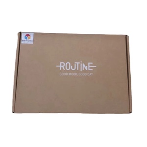 Boîte en carton auto-élevante en papier recyclé 1 mm OEM/ODM, impression flexo, design simple, emballage pour vêtements et chaussures, Vietnam, prix compétitif - Product Image 3