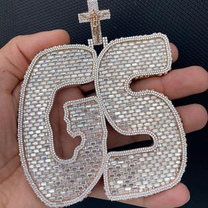 Colgante de Plata 925 con Letra Inicial Personalizada, Estilo Hip Hop, con Moissanita VVS y Diamante de Corte Esmeralda, Joyería Fina Certificada IGI - Product Image 2