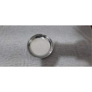 Plateau décoratif rond de luxe en acier inoxydable - Plateau de service moderne en métal argenté pour table basse, ottoman et événements de mariage - Product Image 3