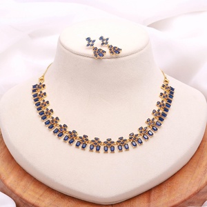 Conjunto de Collar de Zafiro Floral Premium |   Joyería nupcial artesanal de piedra azul para mujer - Product Image 2