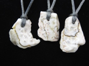 Piedra Natural de Larimar Rosa Pulida en Bruto para Colgante - Mineral Suelto para Fabricación de Collares, Tamaño del Orificio 3MM, Marca PMEGEMSBEADS - Product Image 5