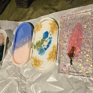 Plateau en résine thème mariage avec incrustation de perles pour événements élégants, présentation de cartes et de cadeaux, plateau de service décoratif en gros - Product Image 4