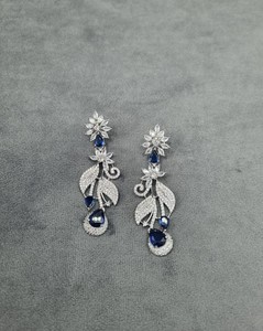 Boucles d'oreilles pendantes longues avec breloques feuille et fleur, diamants américains, pierres brillantes taille poire, plaqué rhodium, accessoires de fête pour femmes - Product Image 3