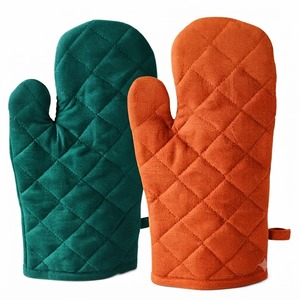 Guantes de Cocina Acolchados de Algodón Color Morado, Aislantes del Calor, Diseño Cosido de Color Sólido, Solo Lavar a Mano - Product Image 6