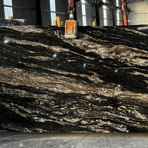 Dalles de granit Magma Gold pour comptoirs et plans de travail - Product Image 1