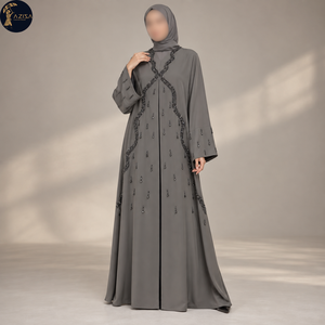 Abaya gris refinada con ribete ondulado negro con cuentas y adornos dispersos |   Vestido Musulmán Modesto de Longitud Completa con Mangas Anchas - Product Image 1