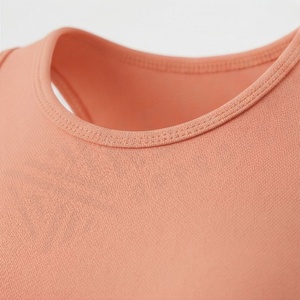 ชุดโยคะขาสั้นสำหรับผู้หญิง ไซส์พลัส ชุดออกกำลังกาย ชุดฟิตเนส ขายส่ง เสื้อผ้าออกกำลังกาย สีตามสั่ง ป้องกันแบคทีเรีย ชุด 2 ชิ้น - Product Image 4