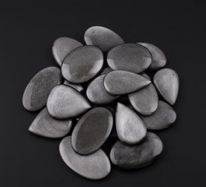 Piedras Preciosas Sueltas de Jade Natural, Forma Irregular, Color Verde Pulido, Para la Elaboración de Joyas - Product Image 1