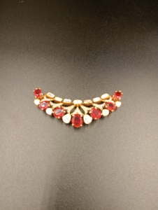 Conjunto de collar doble chapado en oro con diseño de flor clásica de Amaira Jewels para mujeres, joyería india para bodas. - Product Image 1