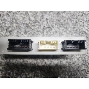 ECU และโมดูลคอมพิวเตอร์มือสองสำหรับรถยนต์ซีรีส์ 7 รุ่น 7284597 - Product Image 3