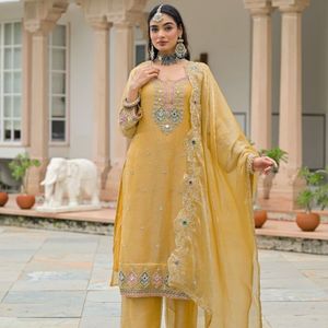 Ensemble haut et palazzo en satin brodé de perles, avec dupatta brodée de créateur assortie, pour tenue de soirée, vente en gros par Royal Exports - Product Image 1