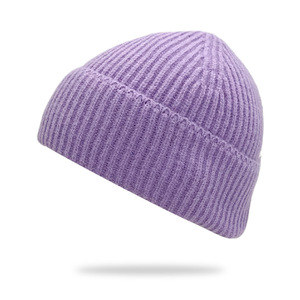 Bonnet d'hiver élégant pour femme en jacquard 100 % acrylique noir à motif, style ski décontracté pour adultes MILIENZ SPORTS - Product Image 3