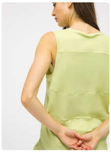 Camiseta sin mangas de yoga para mujer – Ropa deportiva sin mangas que absorbe la humedad para gimnasio y correr, chaleco de moda informal - Product Image 4