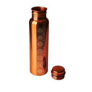 Bouteille d'eau en cuivre pur naturel, design traditionnel fait main, écologique, réutilisable, bouteille à boire, logo personnalisé, vente en gros - Product Image 4