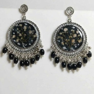 Pendientes Boho-Chic Urban Explorers, Color Pop, Resina, Hechos a Mano, Elegancia Ética, Marcas de Boutique, Accesorio de Moda, India ACC-4009 - Product Image 5