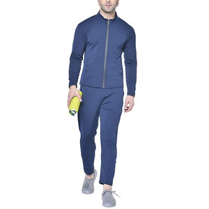 Ensemble de survêtement noir uni personnalisé pour homme – Sweat à capuche décontracté avec poche kangourou et pantalon de jogging - Product Image 4
