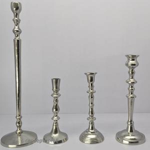 Porte-bougies en aluminium et béton, style industriel, pour salon et bureau, durables et élégants, design personnalisé - Product Image 4