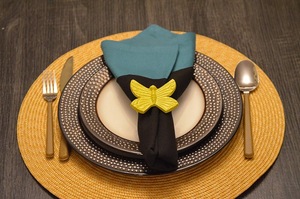 <b>Butterfly</b> Shape Resin Napkin Ring Modern Party Table Decoration 4.5cm Width Durable Design - Product Image 1