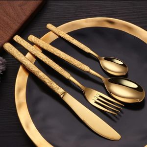 Ensemble de couverts en acier inoxydable écologiques et durables haut de gamme pour les banquets et les dîners, au prix de gros - Product Image 1