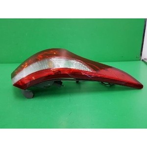 Luz Trasera Izquierda Usada Latitude 265550030R - Product Image 3