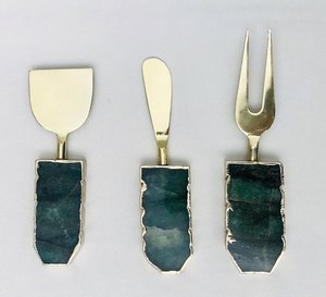 Ensemble de couverts en résine : cuillère, fourchette, couteau – Vaisselle de cuisine et de table, ensemble de service alimentaire, décoration. - Product Image 2