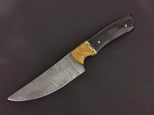 Couteau de chasse portable en gros, fait main, en acier Damas, couteau à dépecer tranchant, couteaux japonais, couteau en acier Damas - Product Image 4