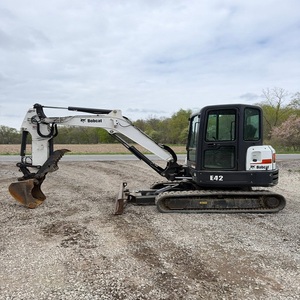 Excavadora Bobcat E42 para Trabajos de Construcción Eficientes con Rendimiento Potente, Diseño Duradero y Capacidad de Excavación Confiable - Product Image 5