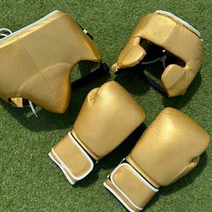 Driftwear Impex DRIFT-4545 Ensemble de protection de boxe personnalisable en cuir PU léger (Protège-tête, protège-glandes) - Product Image 1